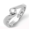 Anello con diamanti